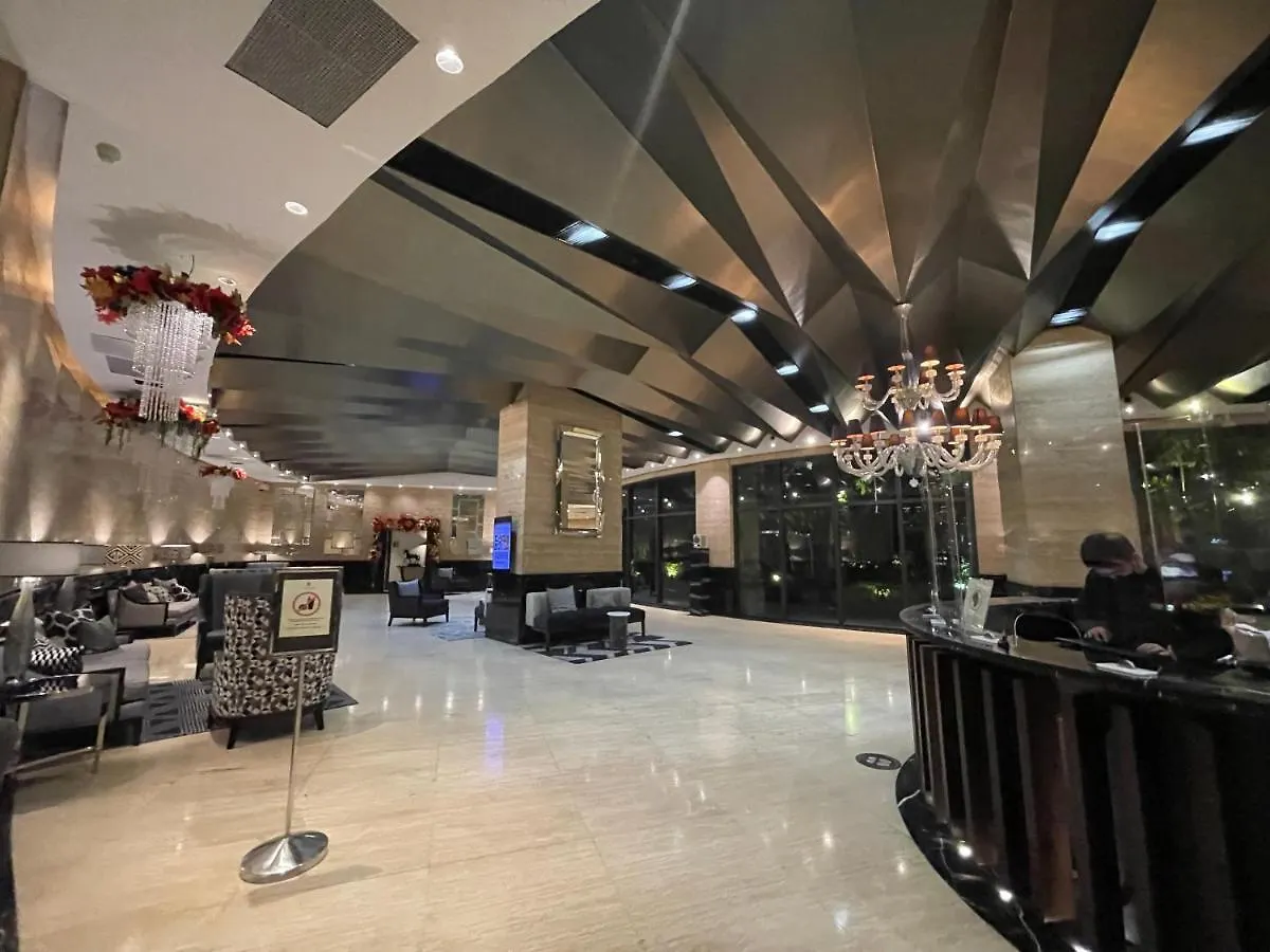 Luxury Penthouse Apartments At The Gramercy Manila 0*,